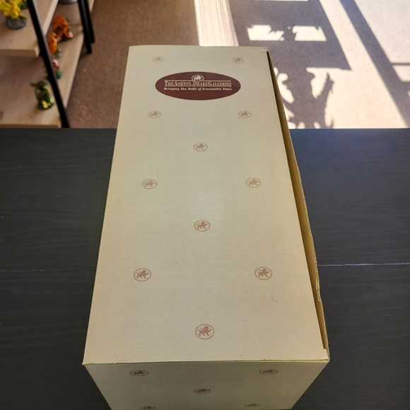 NWT the little dummer boy from the Ashton-Drake galleries 1994 - Picture 10 of 10